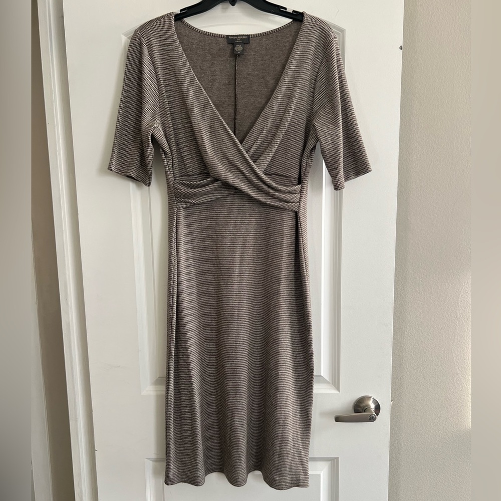 Banana Republic Houndstooth Midi Dress